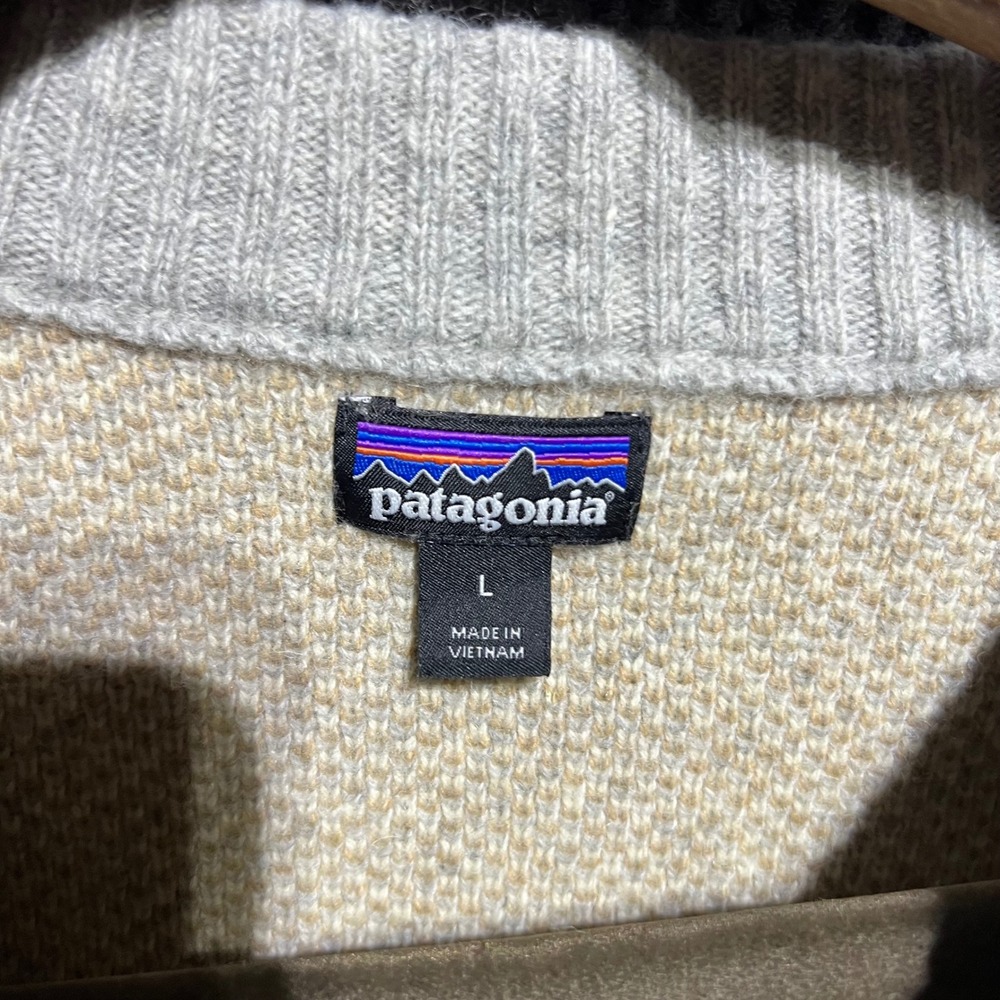 Patagonia Recycled Wool Sweater Women Large Grey Zig Zag Knit 51025 Crewneck - Picture 5 of 8